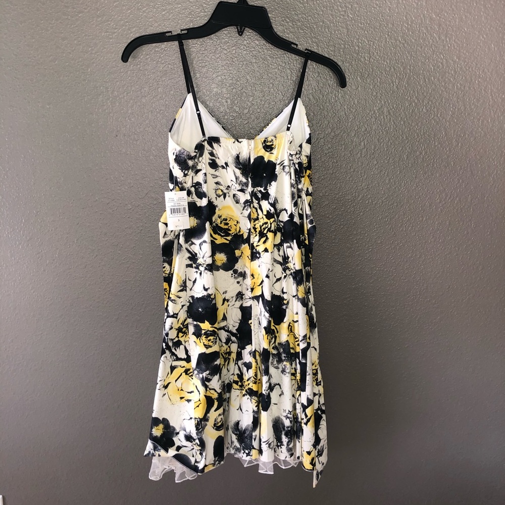Ruby Rox Flower Dress - Picture 2 of 3